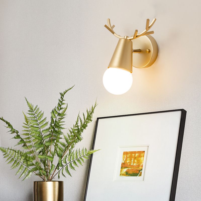 Modern Metal Wall Sconce Antler Shape Wall Light for Bedroom