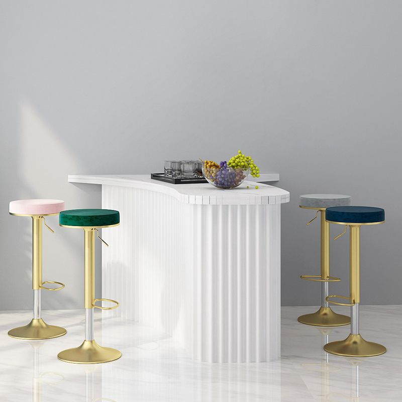 Glam Liftable Rotatable Counter Stool Steel Cafe Bar Stool with Velvet Cushion and Pedal