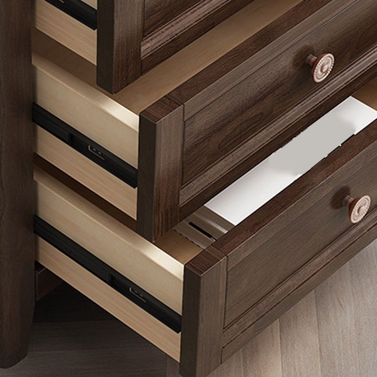 Traditional Style Chest Brown Bedroom Storage Chest with Multi Drawers