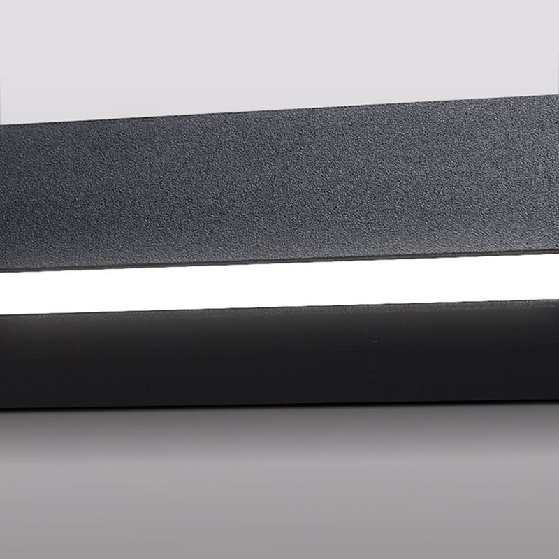 Linear Shape Metal Wall Lighting Modern Style 1-Light Wall Mounted Light in Black