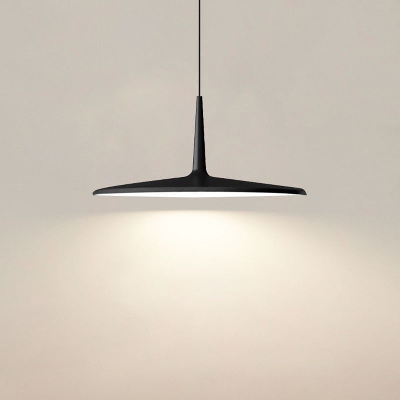 Minimalistischer Metallheizanhänger leichter, flacher Schatten 1-Licht-LED-Anhängerbeleuchtung für Esstisch