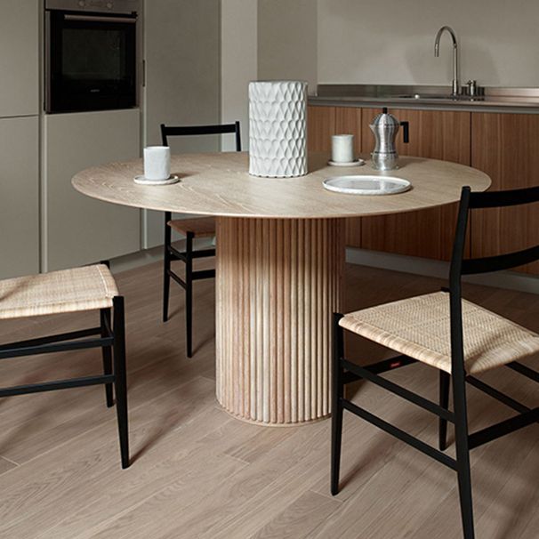 Runde Sockel Casual Table Simplicity Style Esszimmer Hausmöbel