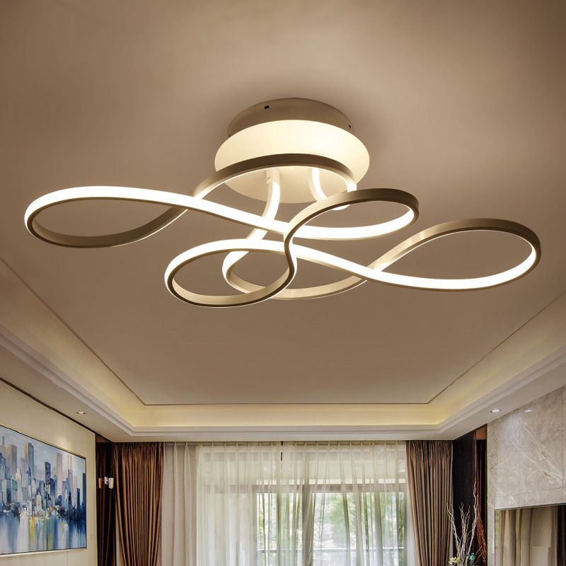 Moderne, halbbündig montierte LED-Deckenleuchte „Spring“ für Wohnzimmer und Schlafzimmer