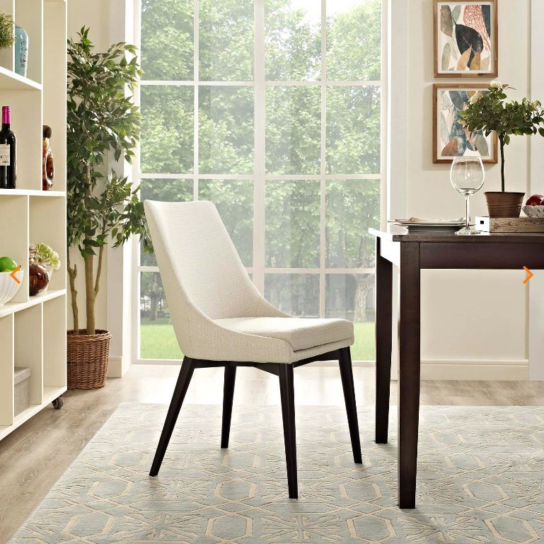 Chaise latérale tapissée contemporaine de restaurant finition mate Parsons dinant la chaise