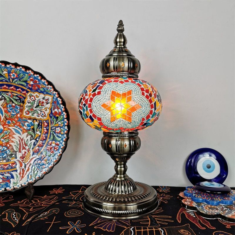 Modern Style Unique Shape Table Lighting Glass 1 Light Table Lamp for Bedroom