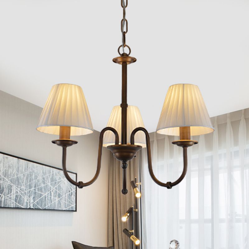 Luz de lámpara de 3/6 luces blancas lámpara de colgante de desplazamiento de tela tradicional para sala de estar con sombra de cono