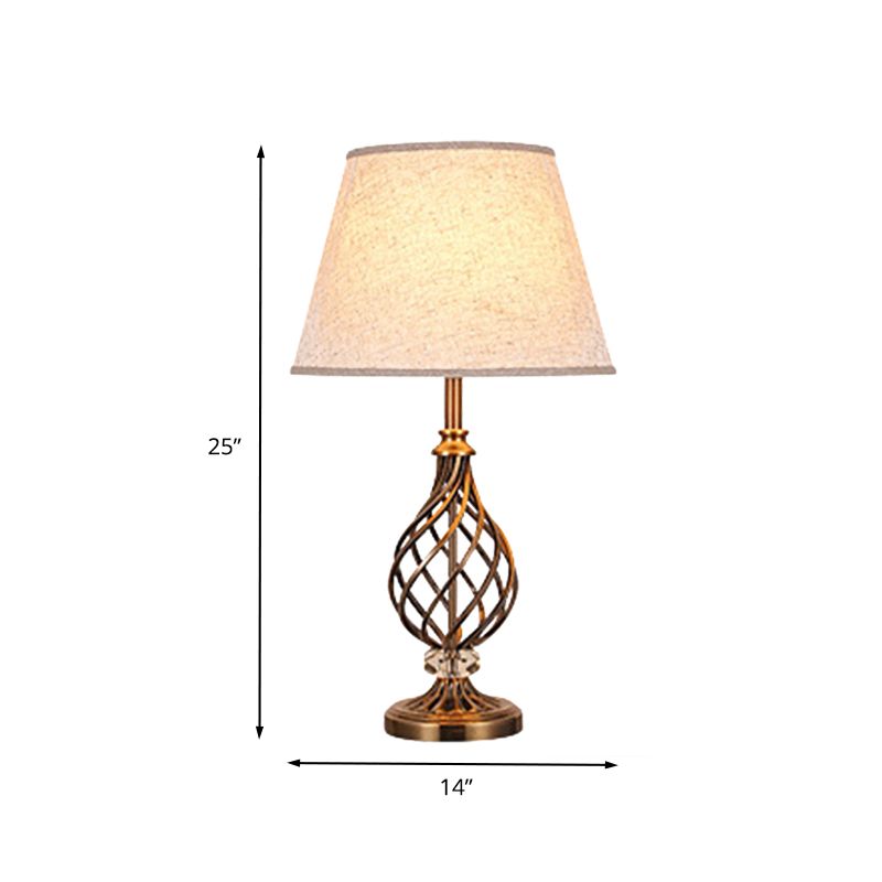 Lampe de table conique en tissu, lampe de bureau moderne grise à 1 ampoule avec base métallique dorée découpée au laser