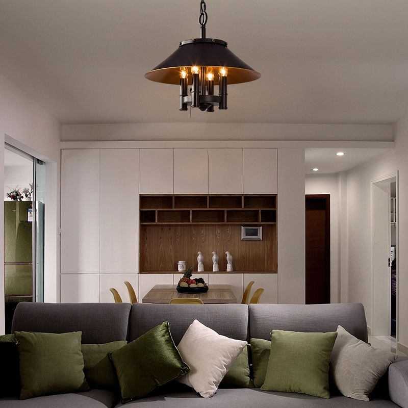 4 lumières éclairage de lustre avec une teinte conique Métallique Ferme de style salle à manger lampe suspendue en noir