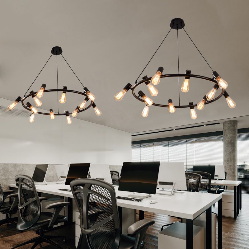 Accesorios de iluminación de araña de ruedas de carretas Luz de suspensión de múltiples cabezas industriales para sala de estar