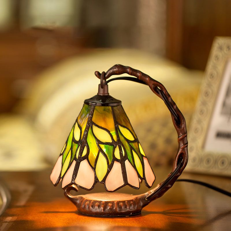 Tenue d'art tachée lampe de nuit ombragée