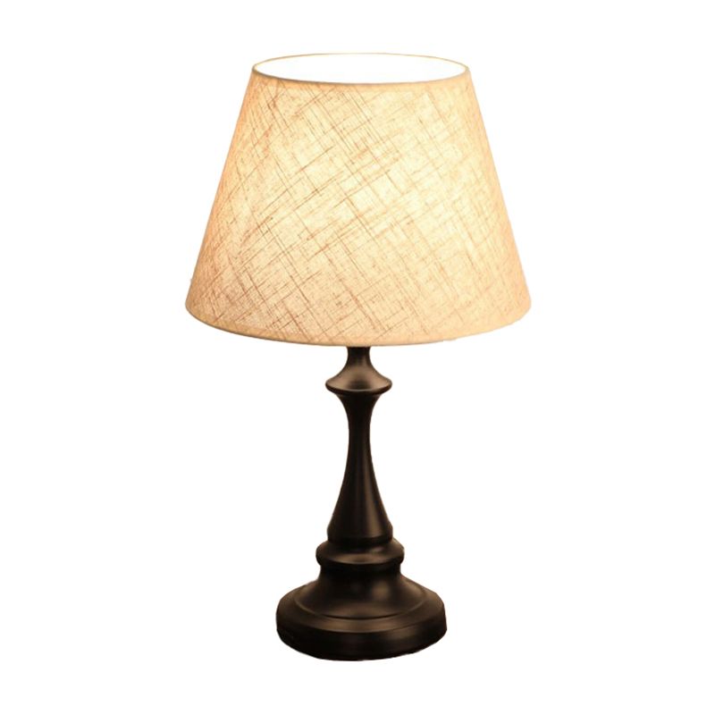 Nordic Empire Shade Night lampe Tissu à la lampe 1-Light Light Light avec cylindre / base de larme en noir / blanc