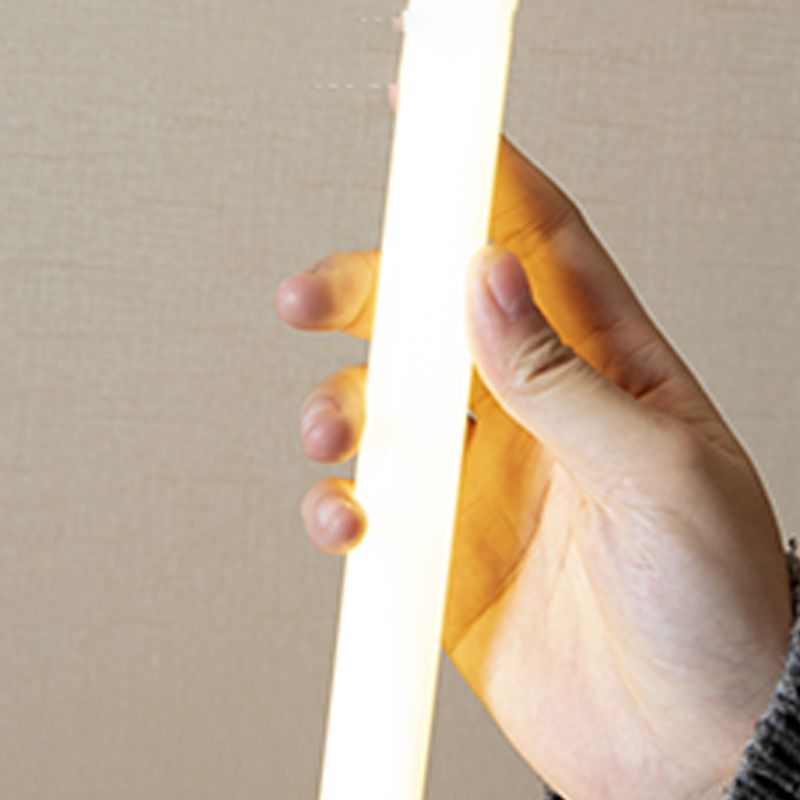 Modern Style Linear Shape Floor Lamp Metal Single Light Floor Lamp