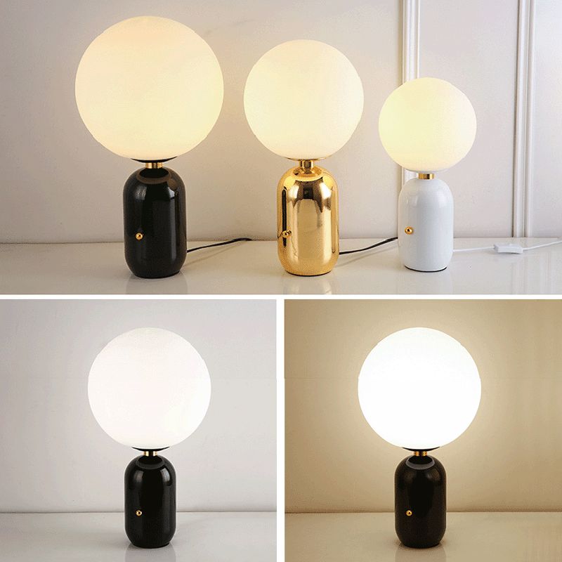 Electroplate Metal Table Lamp in Modern Luxury Style Glass Globe Table Light for Interior Spaces
