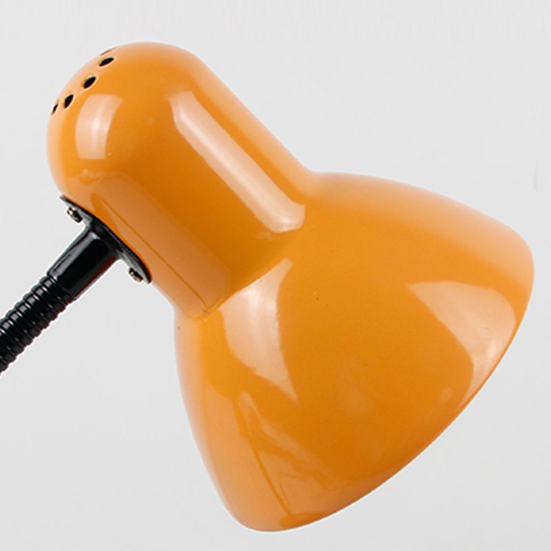 Lampada da scrivania moderna in stile nordico lampade da tavolo macaron per salotto camera da letto per bambini