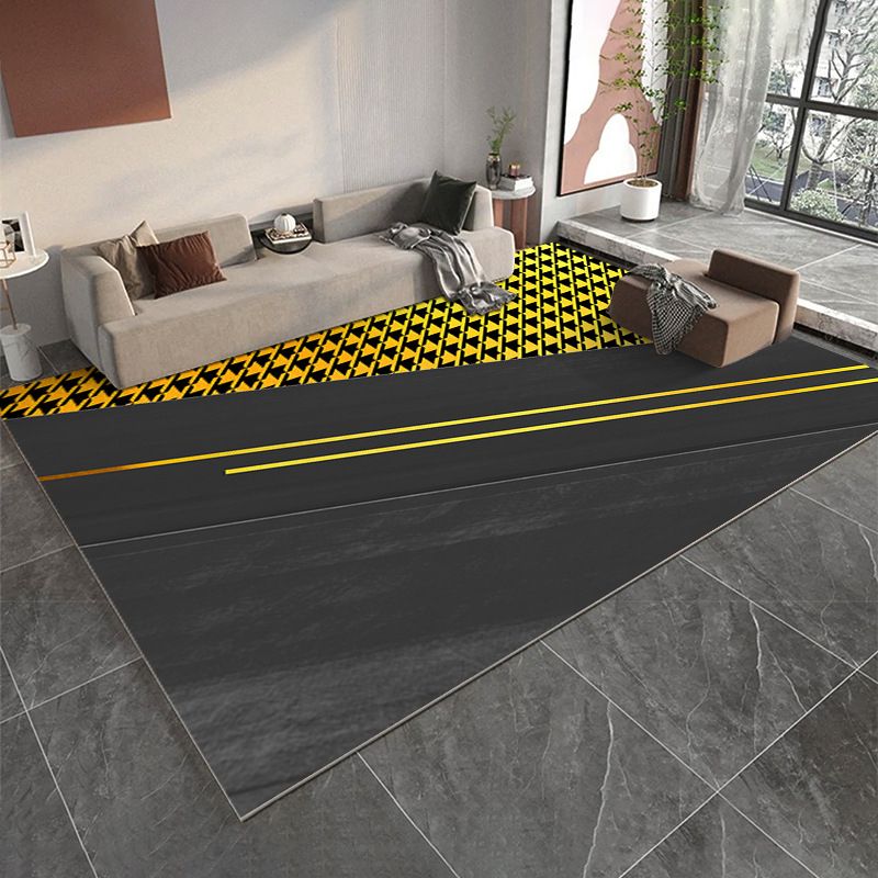 Black Luxury Rug Polyester Graphic Rug Tear Resistant Rug for Living Room