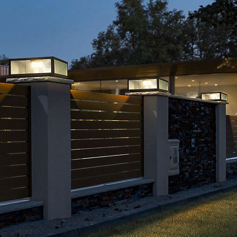 Nordic Style Metal Pillar Lamp Square Shape Solar Energy Pillar Light for Outdoor