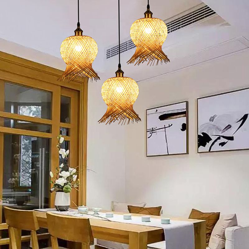 Jellyfish Shape Hand-Woven Bamboo Hanging Lamp Asian 1-Light Beige Pendant Light for Restaurant