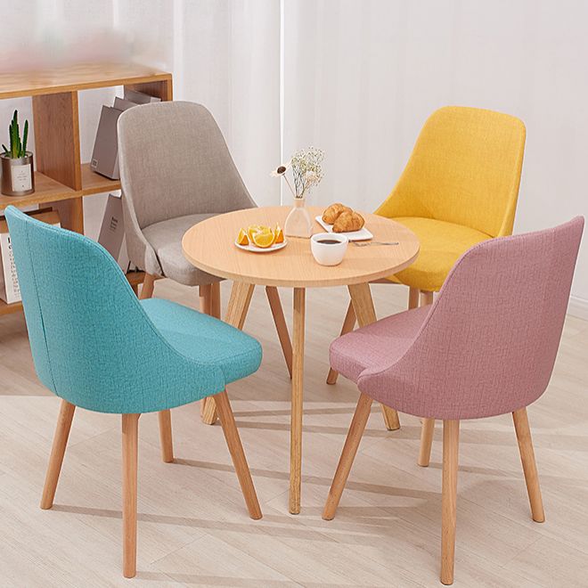 Chaises de salle à manger rembourrées sans accoudoirs Chaises de salle à manger latérales scandinaves avec pieds en bois