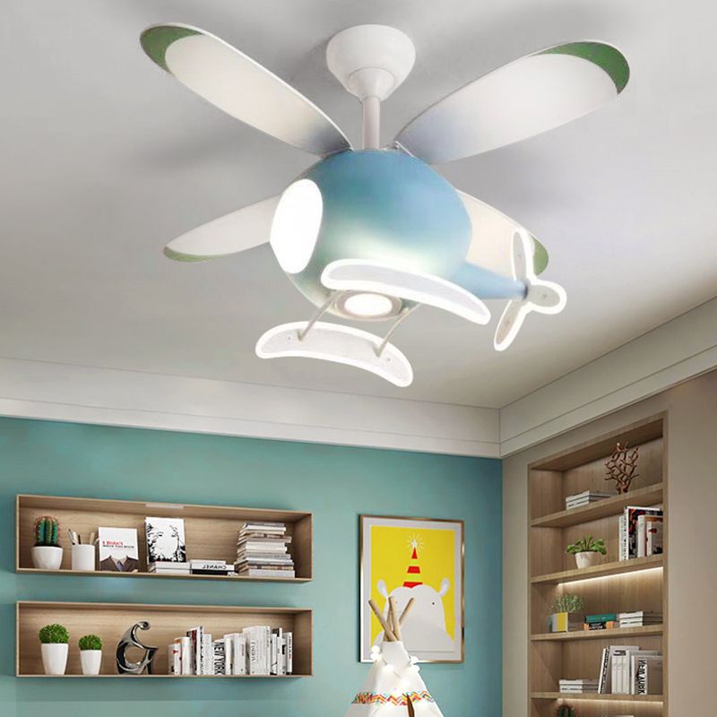 Avión de metal Flush Mount Luz de ventilador LED colorido moderno para la habitación de los niños
