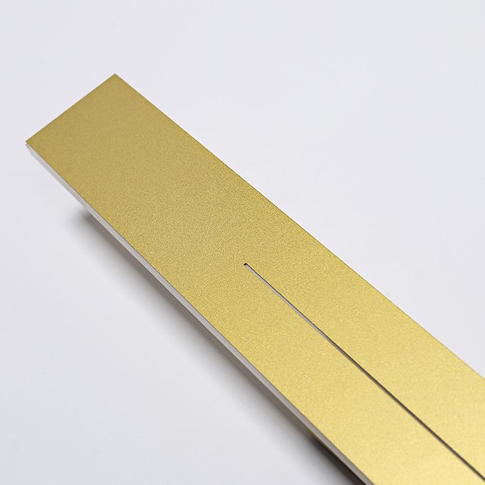 Linear Shape Metal Wall Lighting Idea Modern Style 1 Light Wall Mounted Light Fixture