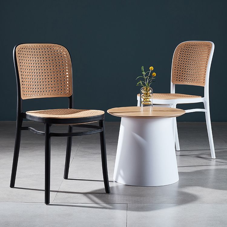 Silla de comedor de estilo moderno, silla lateral sin brazos de comedor de plástico para cocina