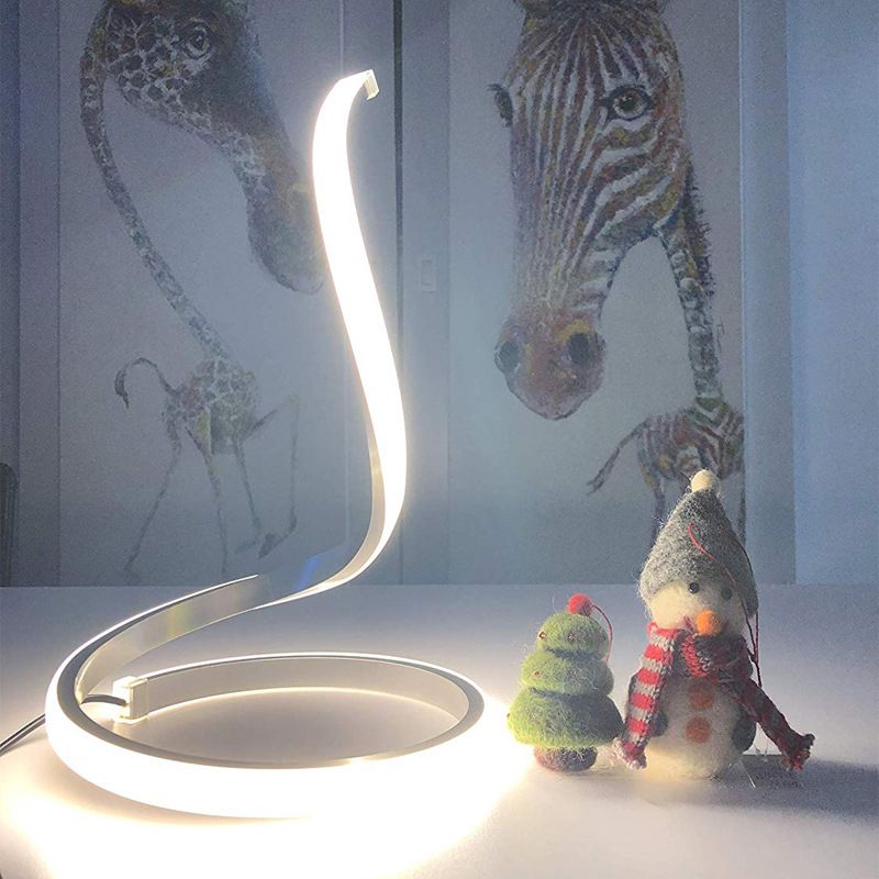 Lampada da notte a LED per camera da letto in metallo Semplicità creativa da comodino a forma di serpente