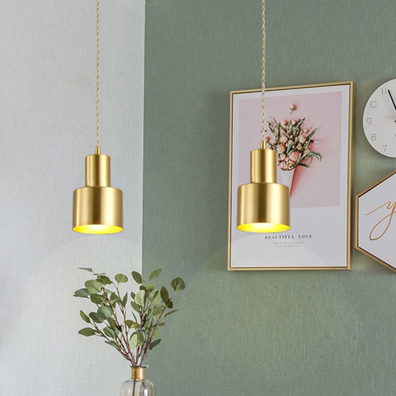 Colonial Cylinder Pendant Lightture 1 Bulbe Lempe suspension de plafond en fer en or pour la chambre