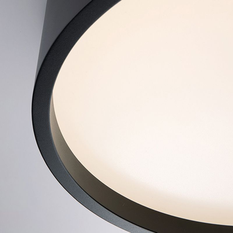 Round Shape LED Ceiling Lamp Modern Iron 1 Light Flush Mount for Balcony