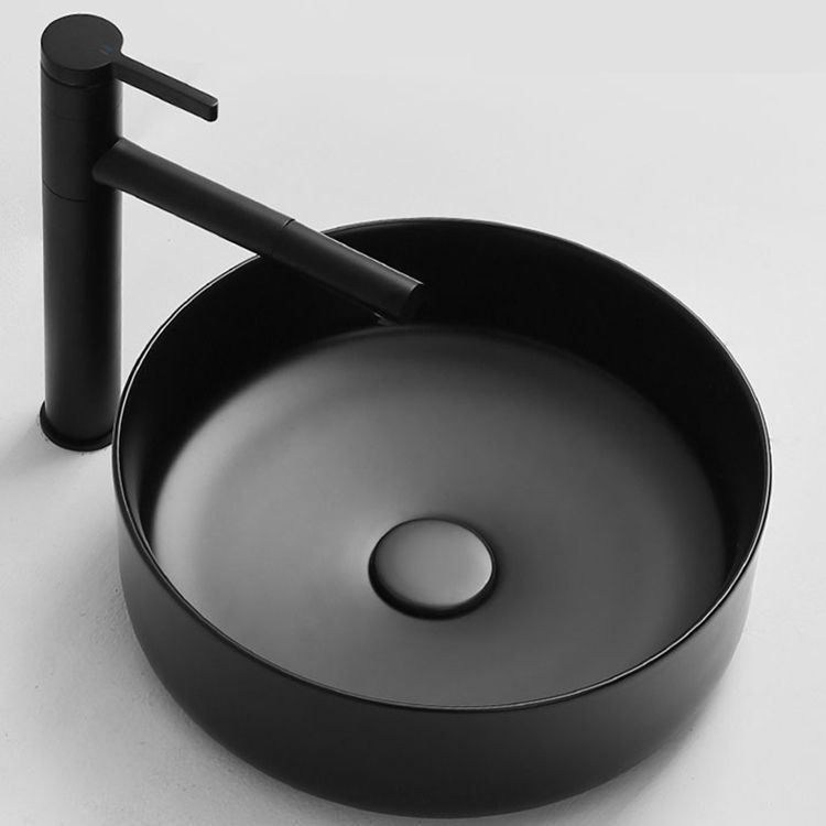 Bathroom Sink Oval Ceramic Basin Bathroom Sink with Drain Assembly