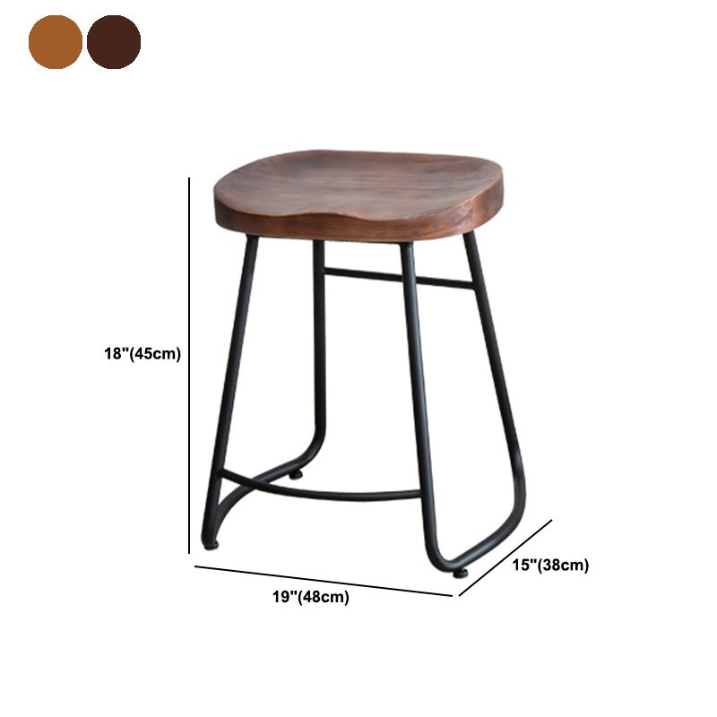 Modern Armless Backless Counter Stool Iron Bar Stool with Wooden Seat and Pedal for Cafe