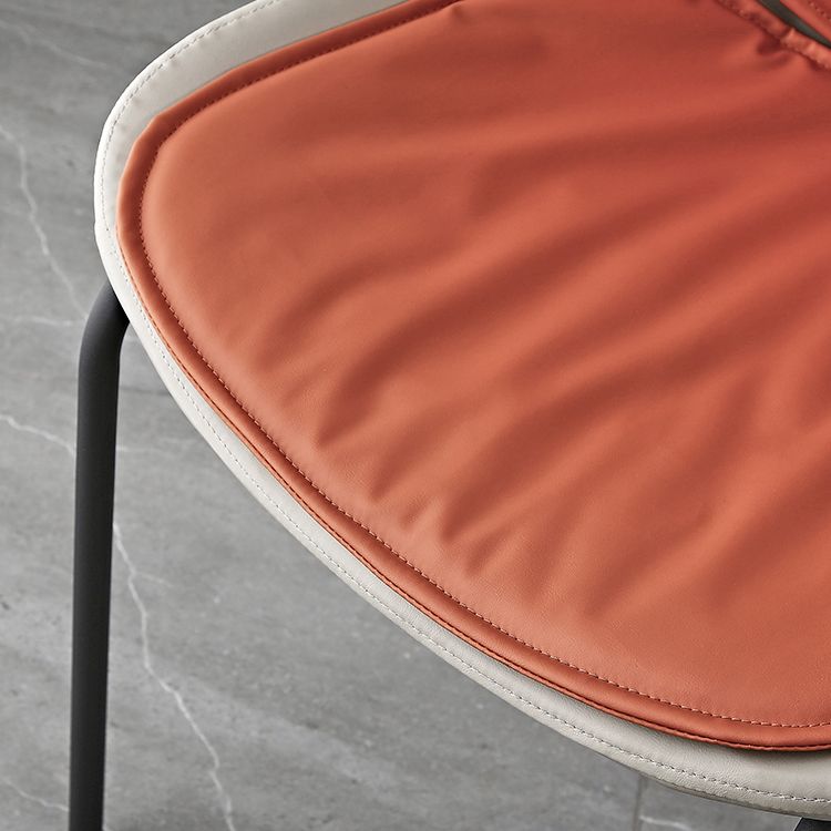 Sillas de comedor de cuero de estilo industrial, sillas laterales de comedor sin brazos con respaldo sólido