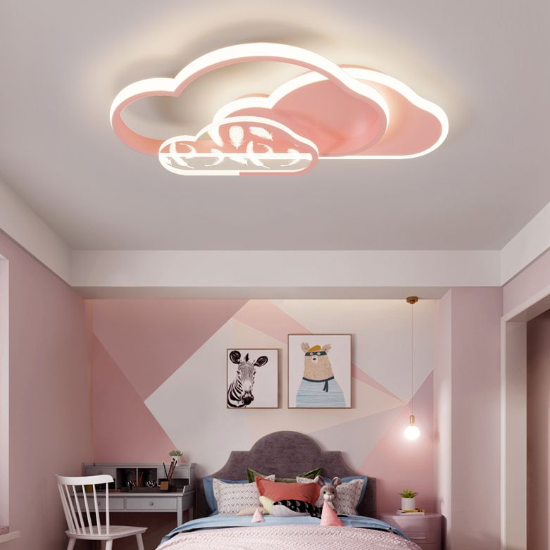 Mont semi-flustion LED à LED Stagger Cloud dans le plafond en métal de plumes de style unique moderne pour chambre à coucher