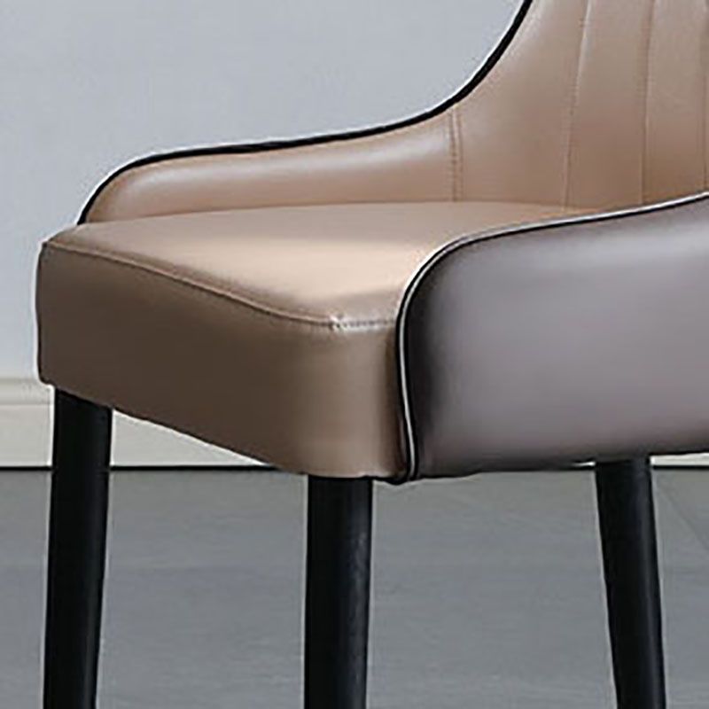 Sillas laterales de comedor con respaldo sólido y brazo de diseño escandinavo Sillas laterales de comedor de cuero