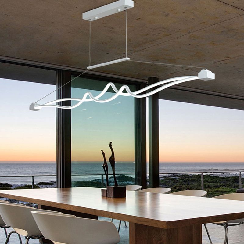 Illuminazione a sospensione con l'isola contorta sala da pranzo metallica contemporanea Luce a soffitto a LED