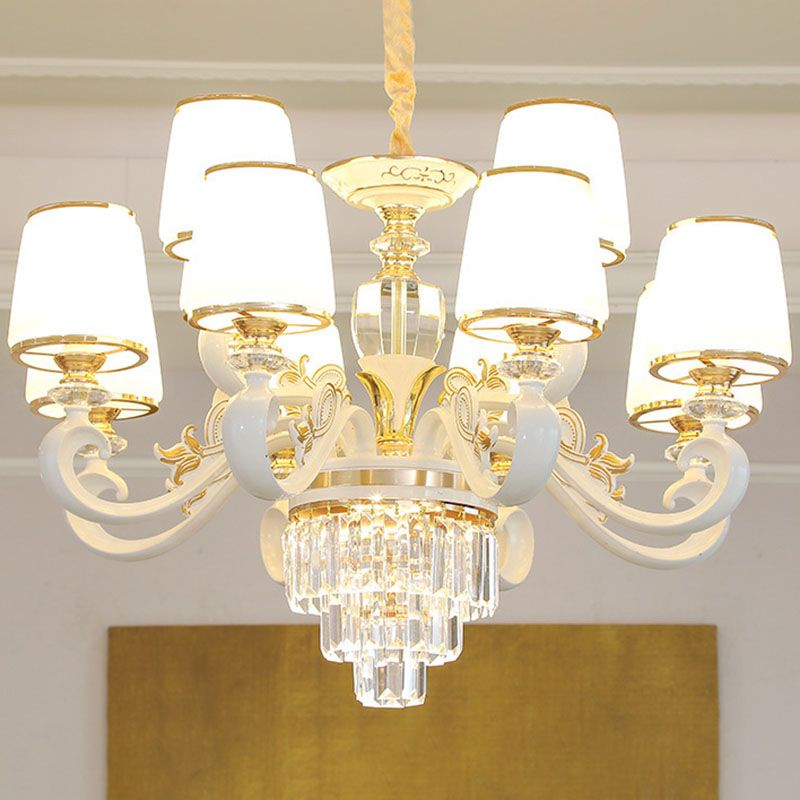 Luz de colgante colgante cónico de oro simplicidad de vidrio opalino iluminación con brazo curvo