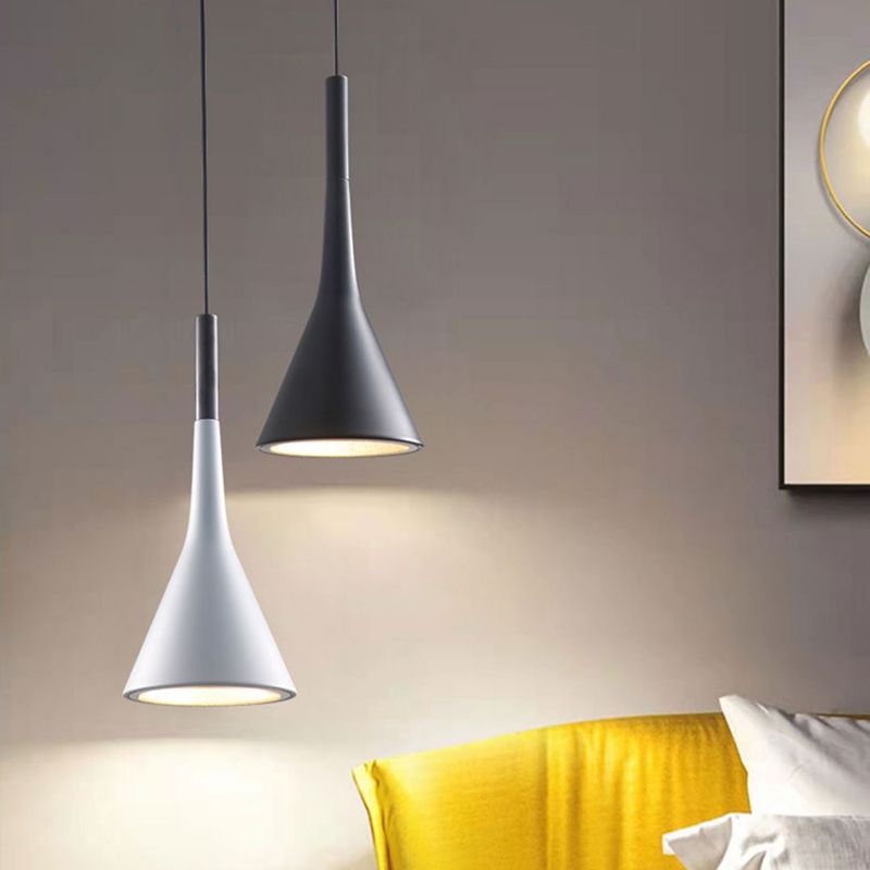 1 Lichthängeleuchte moderne Anhängerlampe mit Eisenschatten für Wohnzimmer