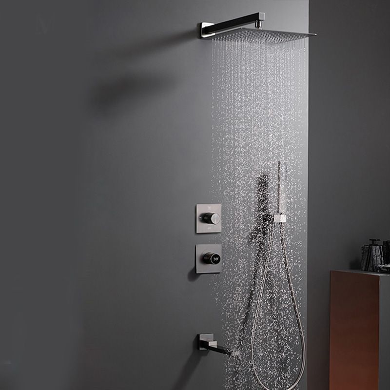 Modern Solid Color Shower Set Adjustable Spray Pattern Shower Head Combo