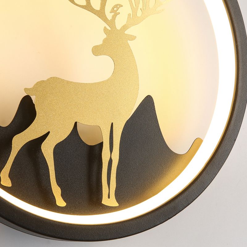 Forma de pared de metal de forma de ciervo estilo moderno de 1 luces de pared de pared.