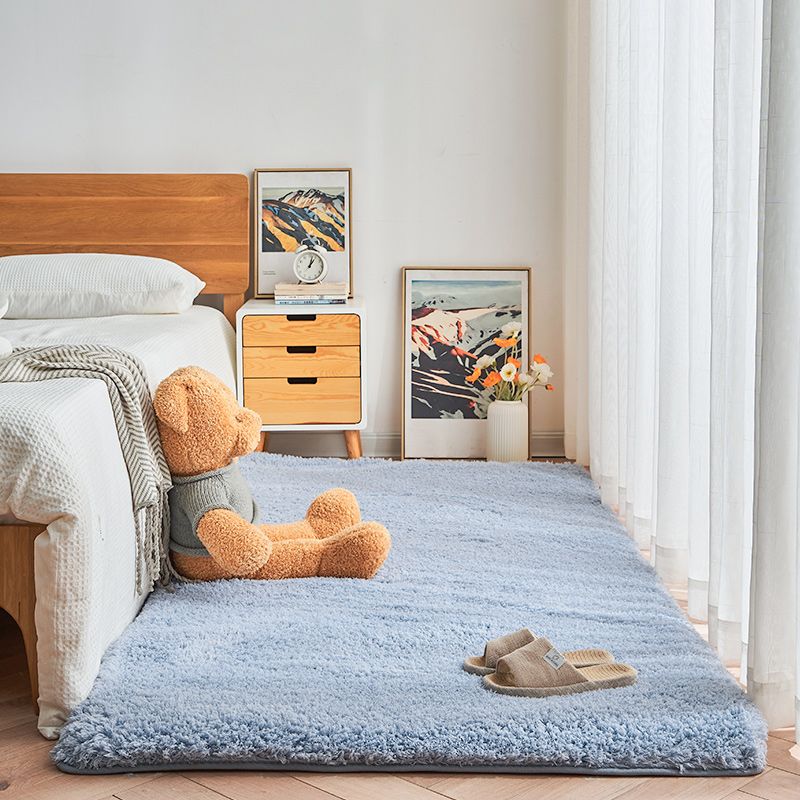 Tapis de couleur unie chic en polyester Polyester Tapis Tacon résistant aux taches pour chambre à coucher