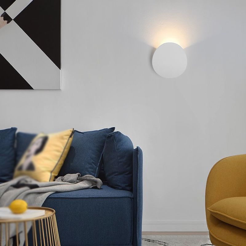 Modern Style Wall Lamp LED Wall Mount Lamp with Aluminum Shade for Home