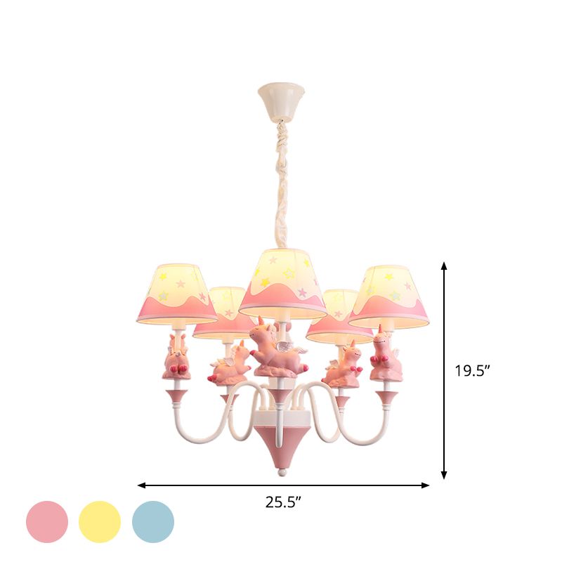 Conic tissu Shade plafond Carton de lustre 5 lumières Pink / Blue / Gol Finish Pendululum avec décor de licorne