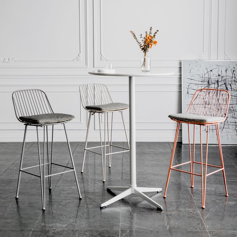 Industrieel ijzer Simple Barstool 26 "H indoor hoge kruk met rechthoekstoel