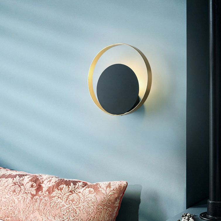 Circle Wall Mounted Lamp Postmodern Simplicity Metal Wall Mount Lamp for Living Room
