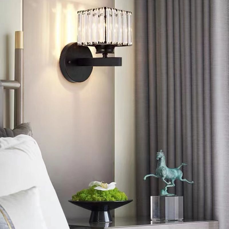 Modernism Single Wall Mounted Sconce Golden/Black Shaded Wall Light