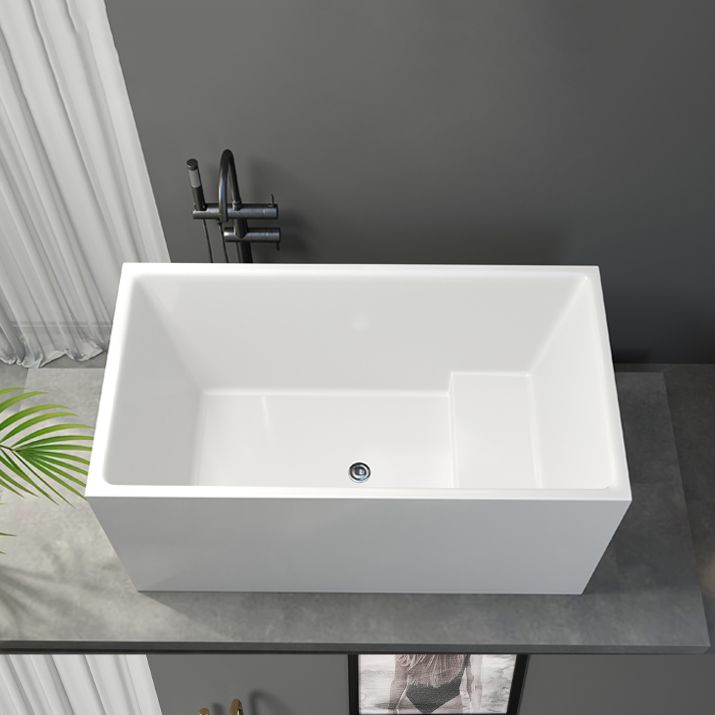 Contemporary Soaking Freestanding Bathtub Acrylic Rectangular with Center Drain