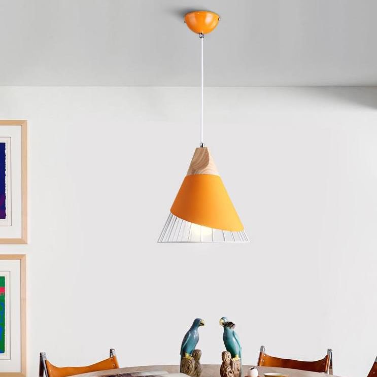 Escalera de dormitorio cónico Lámpara colgante nórdica de metal ligero en azul/verde/amarillo con alambre de hierro