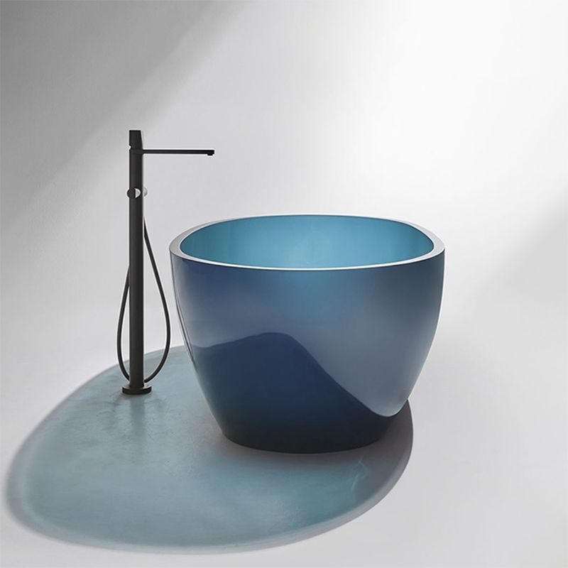 Acrylic Oval Freestanding Bath Modern 22.04-inch Tall Soaking Bathtub