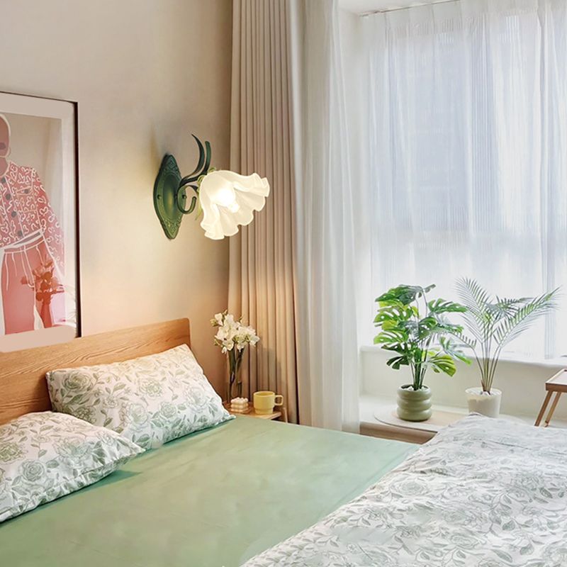1/2-Light Contemporary Green Glass Shaded Metallic Wall Mounted for Bedroom