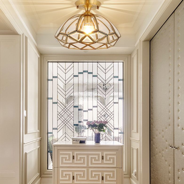 Laiton biseauté près de l'éclairage de plafond s'accompagnement de plafond d'allée traditionnelle plafond monté