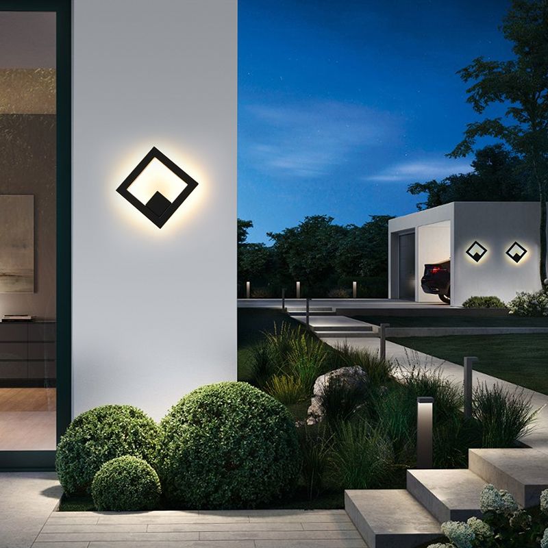 Geometrische Form Metallwandbeleuchtung moderner Stil Einleichter Wandhalterung in Schwarz